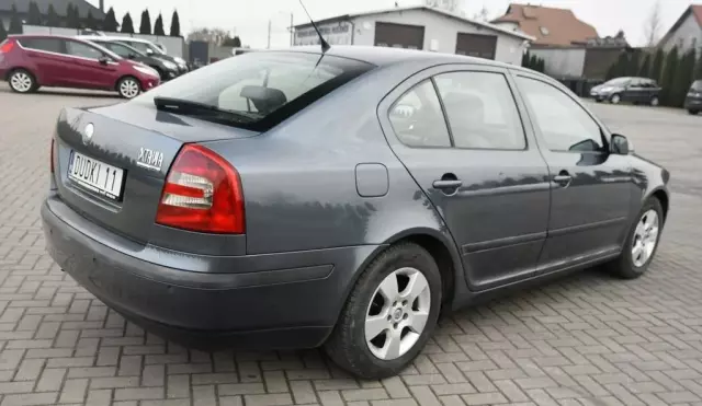 SKODA Octavia 