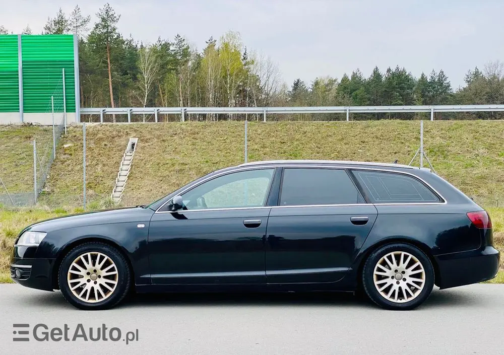 AUDI A6 Avant 3.0 TDI tiptronic quattro