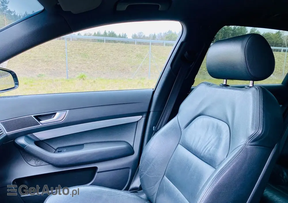 AUDI A6 Avant 3.0 TDI tiptronic quattro