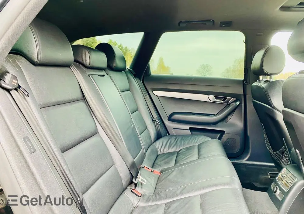 AUDI A6 Avant 3.0 TDI tiptronic quattro