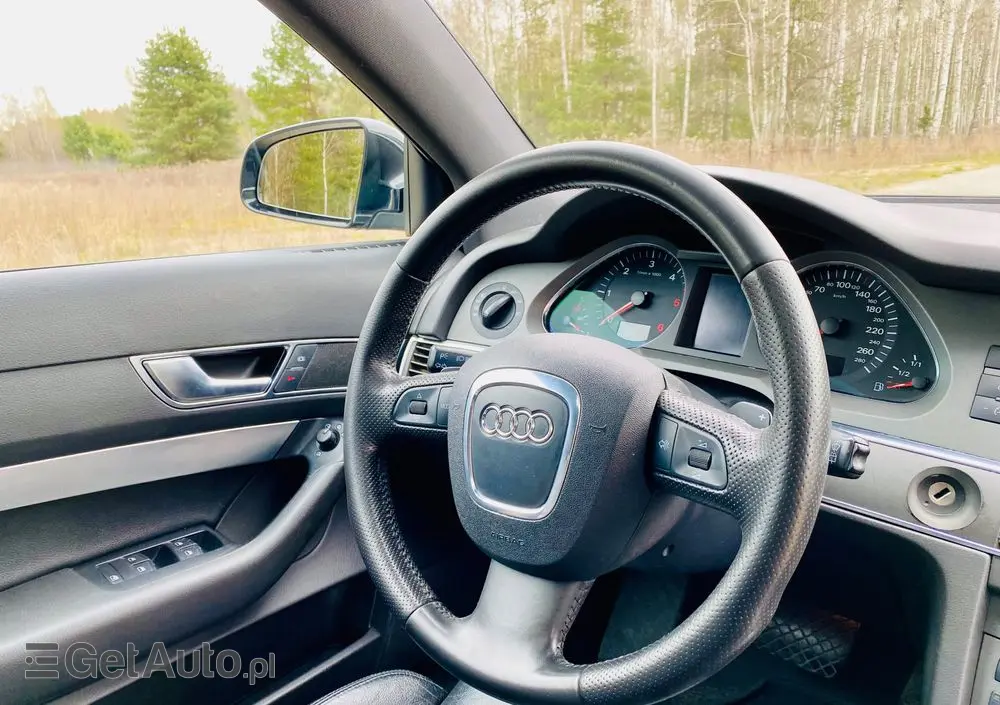 AUDI A6 Avant 3.0 TDI tiptronic quattro