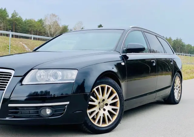 AUDI A6 Avant 3.0 TDI tiptronic quattro