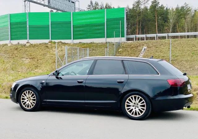AUDI A6 Avant 3.0 TDI tiptronic quattro