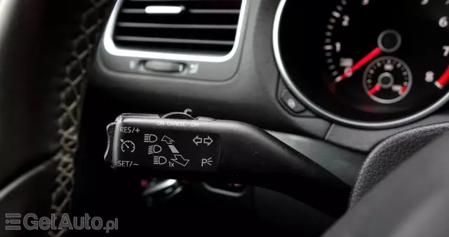 VOLKSWAGEN Golf 1.2 TSI BlueMotion Technology Style