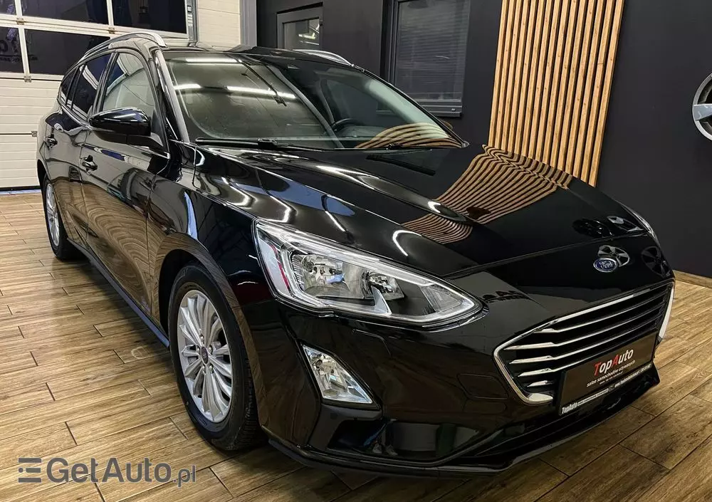 FORD Focus Turnier 1.5 EcoBlue Start-Stopp-System TITANIUM