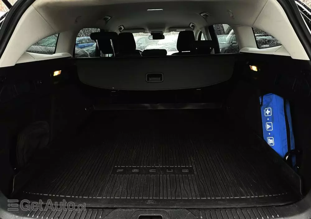 FORD Focus Turnier 1.5 EcoBlue Start-Stopp-System TITANIUM