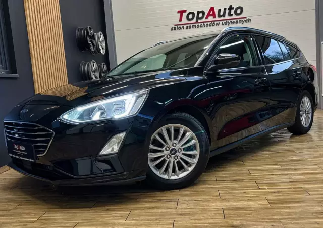 FORD Focus Turnier 1.5 EcoBlue Start-Stopp-System TITANIUM