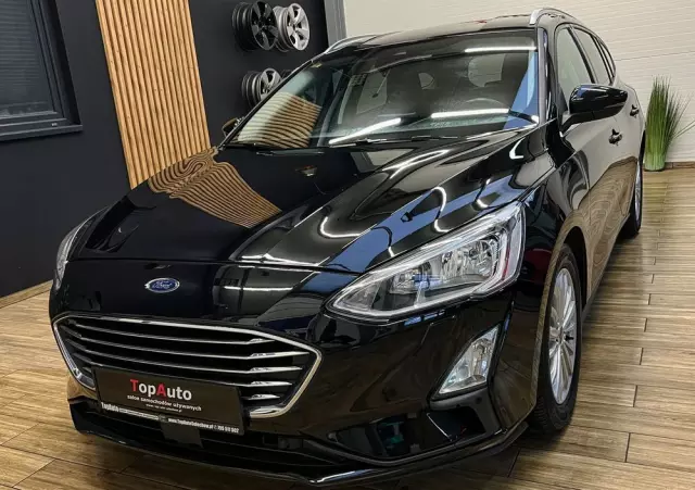 FORD Focus Turnier 1.5 EcoBlue Start-Stopp-System TITANIUM