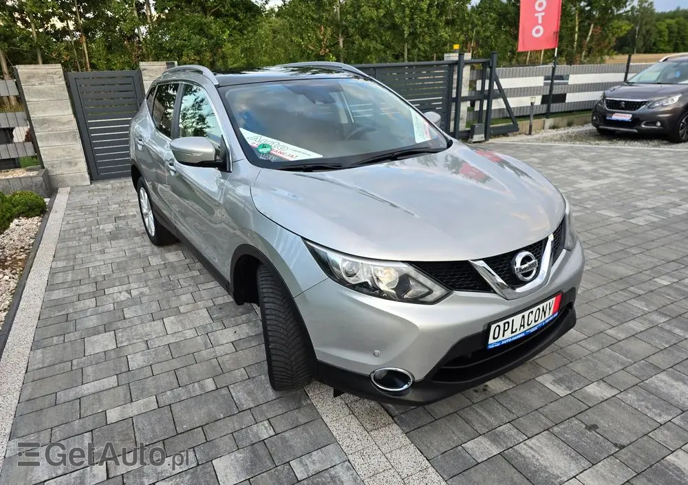 NISSAN Qashqai 1.2 DIG-T Tekna