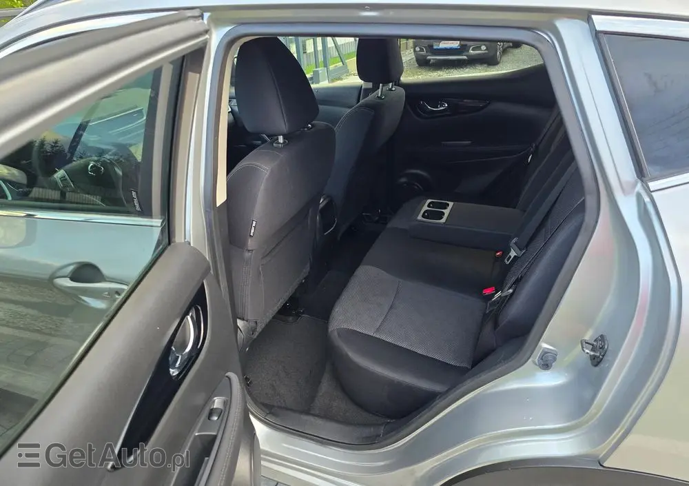 NISSAN Qashqai 1.2 DIG-T Tekna