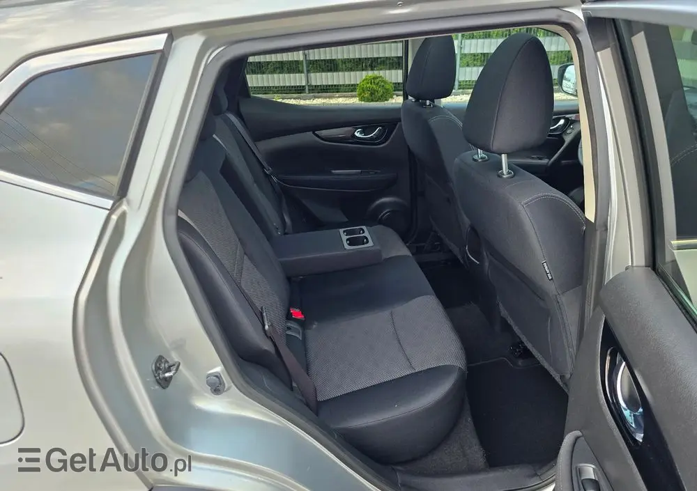 NISSAN Qashqai 1.2 DIG-T Tekna