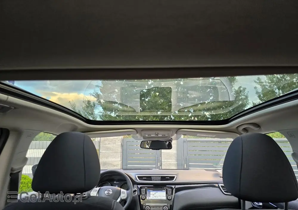 NISSAN Qashqai 1.2 DIG-T Tekna