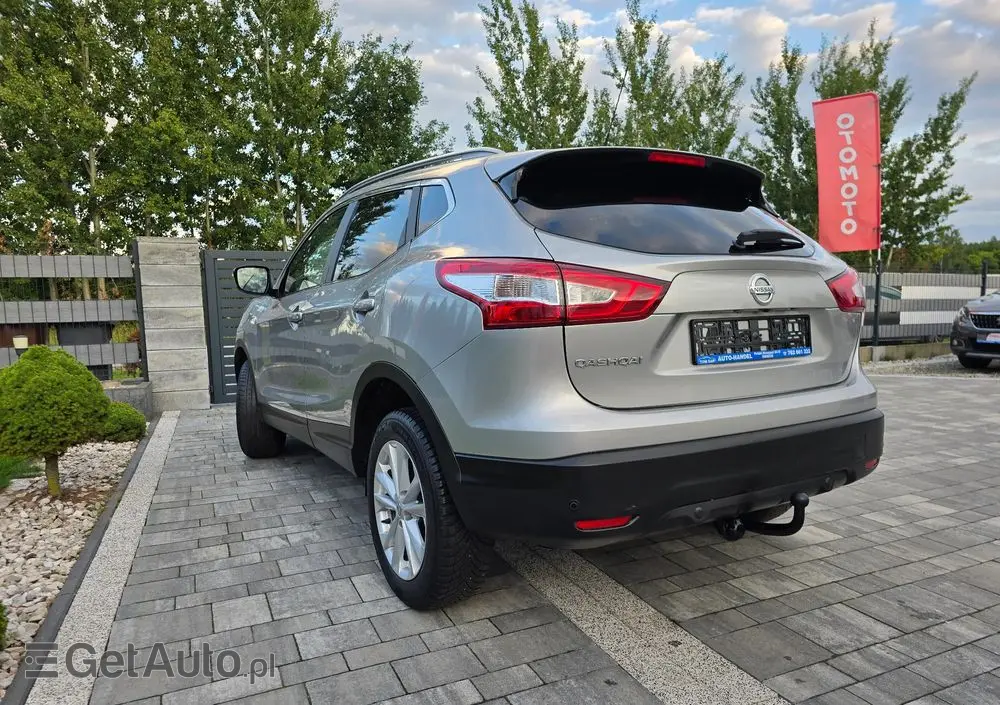 NISSAN Qashqai 1.2 DIG-T Tekna