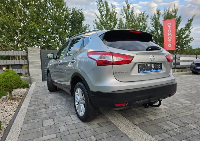 NISSAN Qashqai 1.2 DIG-T Tekna