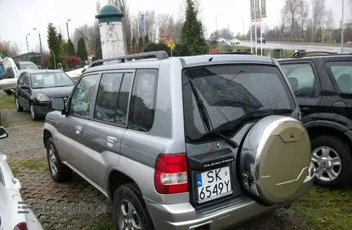MITSUBISHI Pajero 
