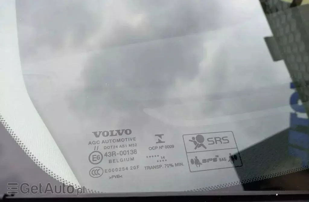 VOLVO V40 Cross Country 