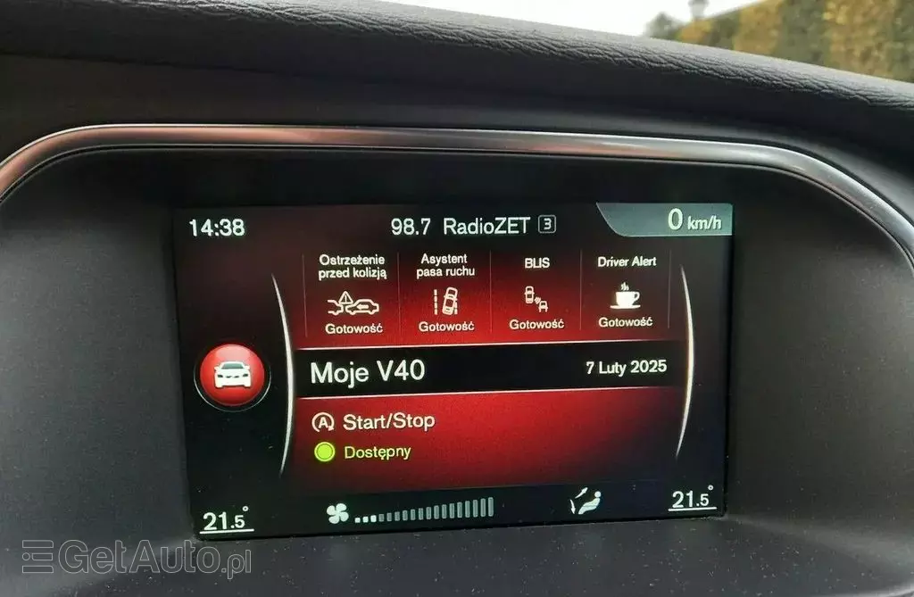 VOLVO V40 Cross Country 