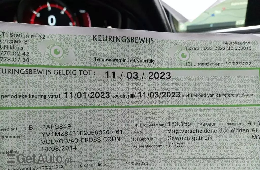 VOLVO V40 Cross Country 