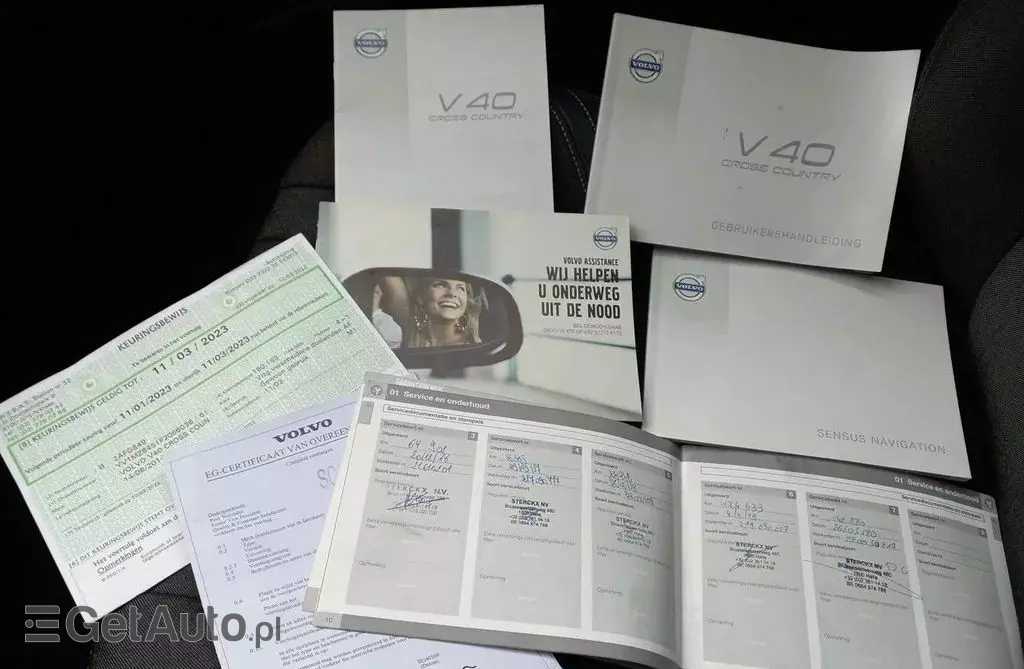 VOLVO V40 Cross Country 