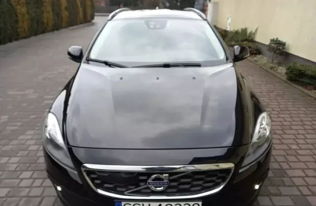 VOLVO V40 Cross Country 