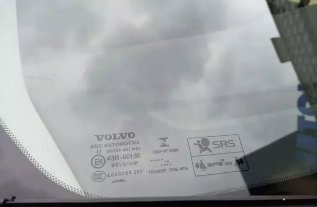 VOLVO V40 Cross Country 