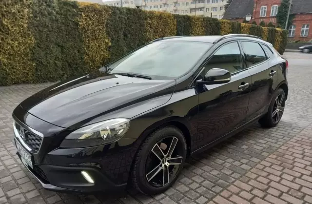 VOLVO V40 Cross Country 