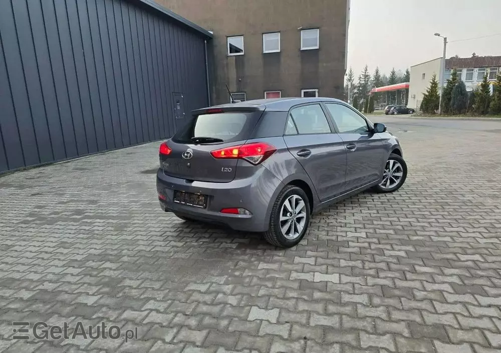 HYUNDAI I20 