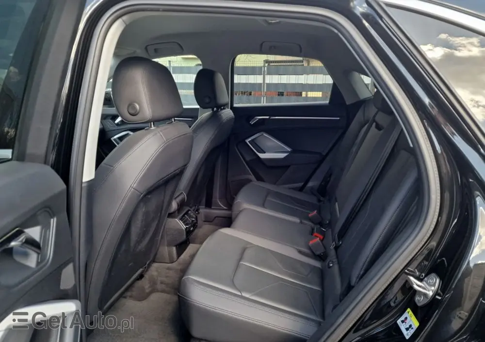 AUDI Q3 Sportback 35 TDI S tronic S line