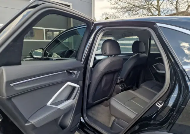 AUDI Q3 Sportback 35 TDI S tronic S line