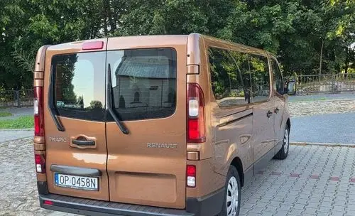 RENAULT Trafic 