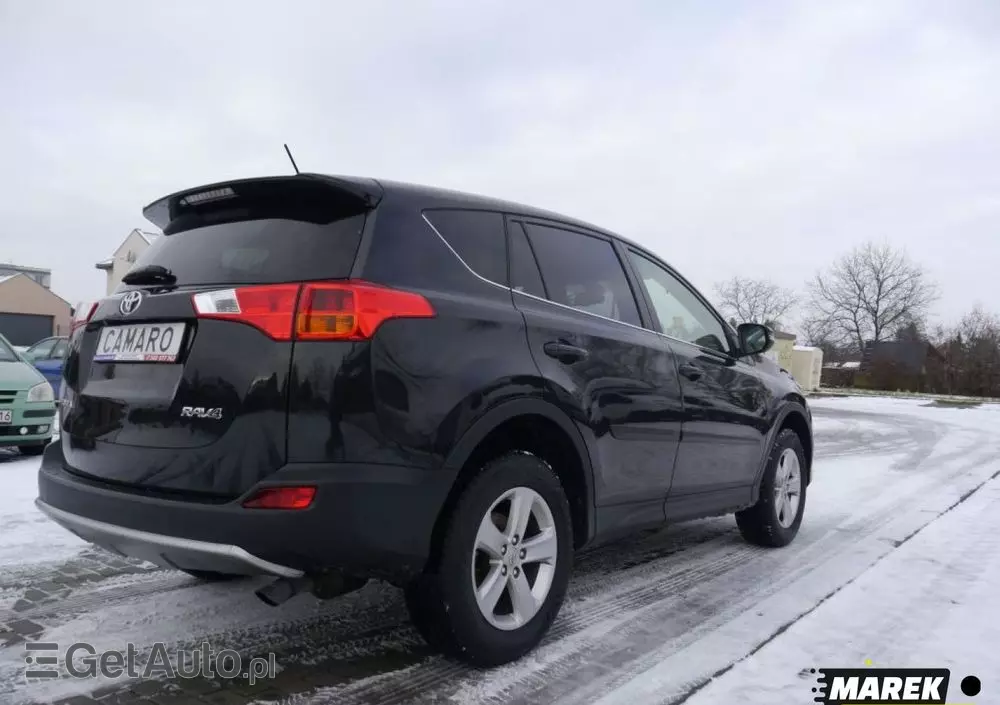 TOYOTA RAV4 