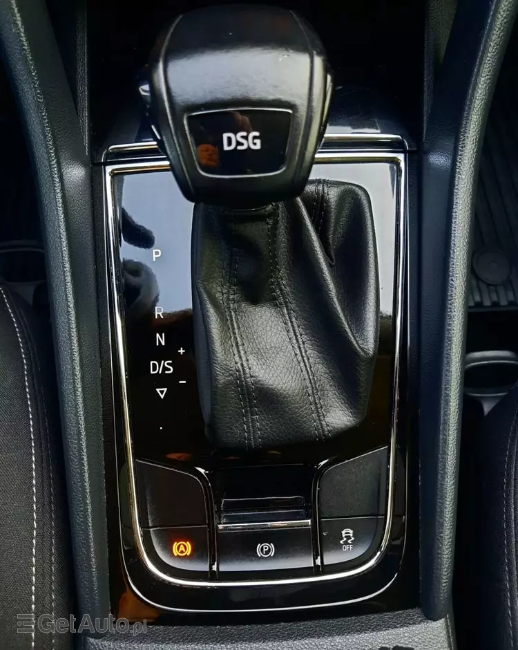 SKODA Karoq 2.0 TDI SCR 4x4 Style DSG