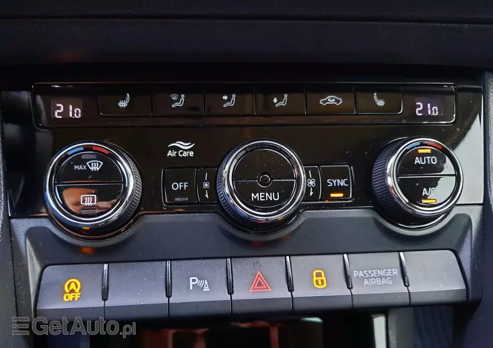 SKODA Karoq 2.0 TDI SCR 4x4 Style DSG