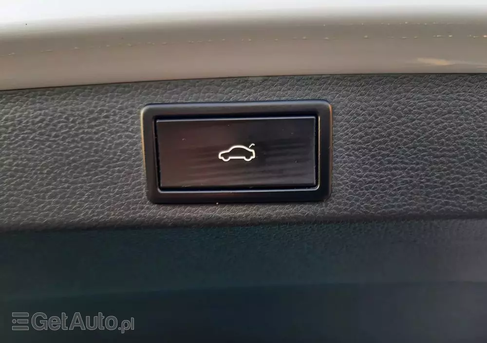 SKODA Karoq 2.0 TDI SCR 4x4 Style DSG