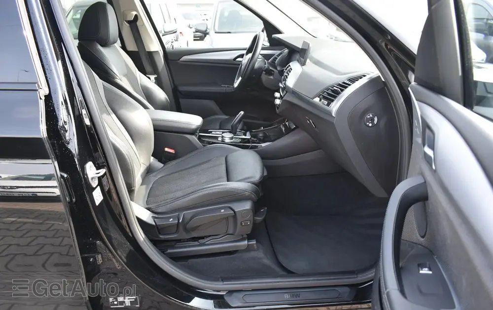 BMW X3 XDrive20i GPF Advantage