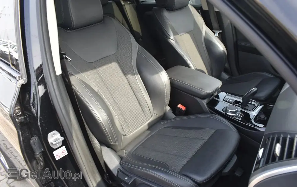 BMW X3 XDrive20i GPF Advantage