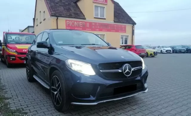 MERCEDES-BENZ GLE 