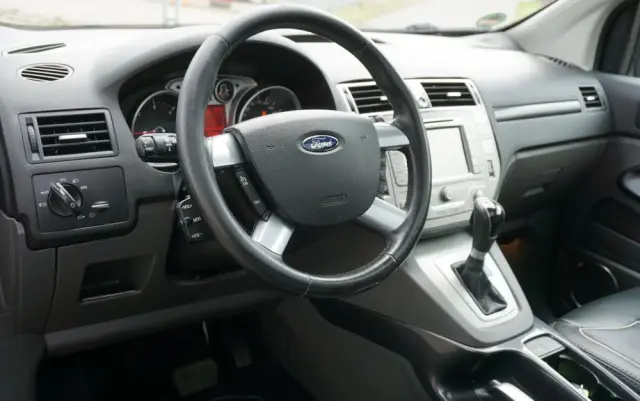 FORD Kuga 2.0 TDCi 4x4 Individual