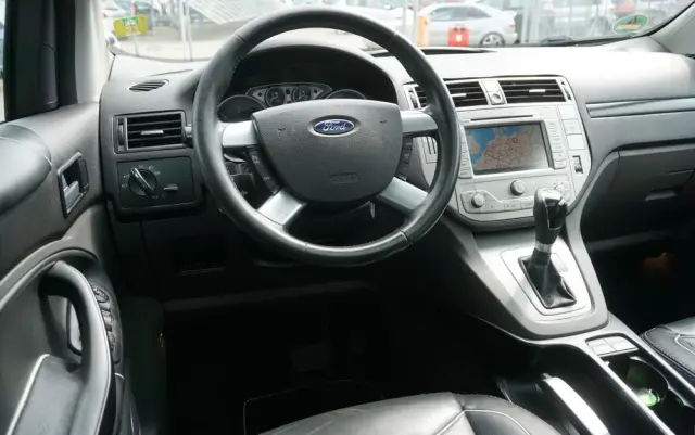 FORD Kuga 2.0 TDCi 4x4 Individual