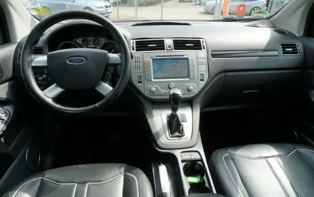 FORD Kuga 2.0 TDCi 4x4 Individual