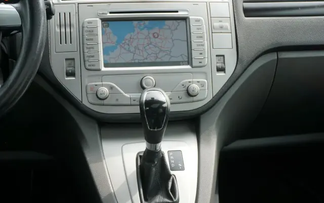 FORD Kuga 2.0 TDCi 4x4 Individual