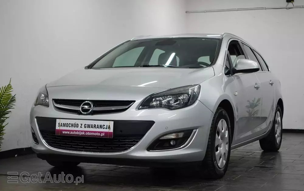 OPEL Astra IV 1.6 CDTI Cosmo