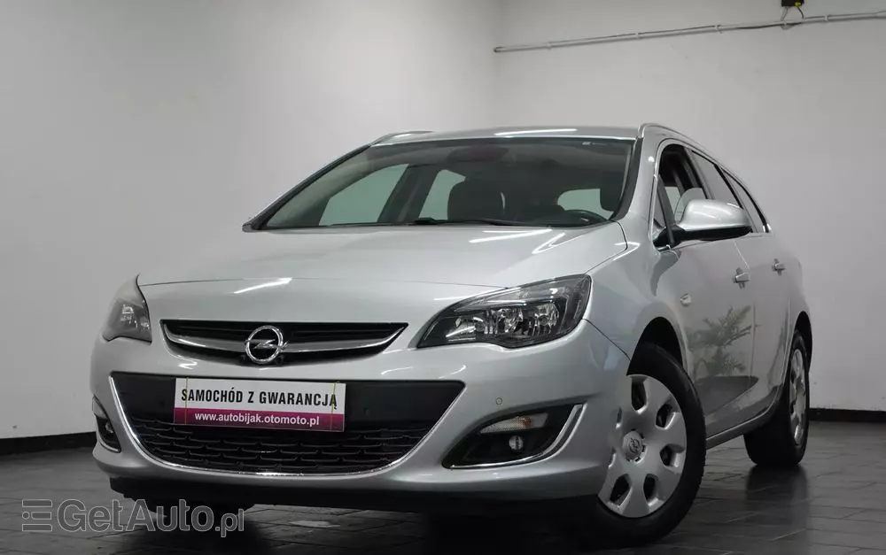 OPEL Astra IV 1.6 CDTI Cosmo