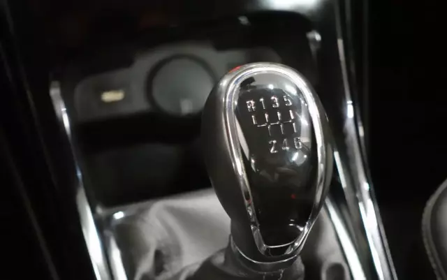 OPEL Astra IV 1.6 CDTI Cosmo