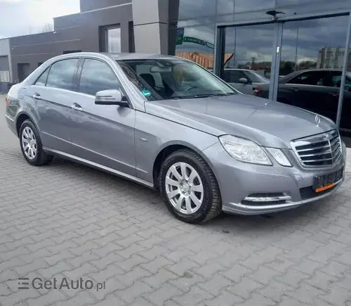 MERCEDES-BENZ Klasa E 