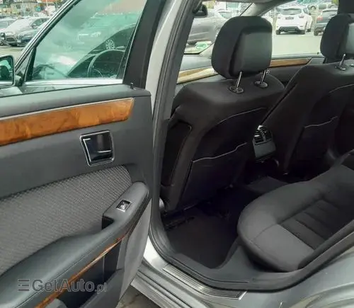 MERCEDES-BENZ Klasa E 