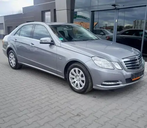 MERCEDES-BENZ Klasa E 
