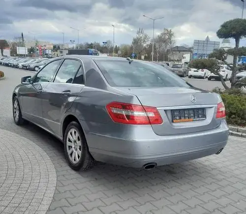 MERCEDES-BENZ Klasa E 