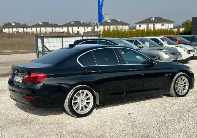 BMW Seria 5 530d xDrive Luxury Line