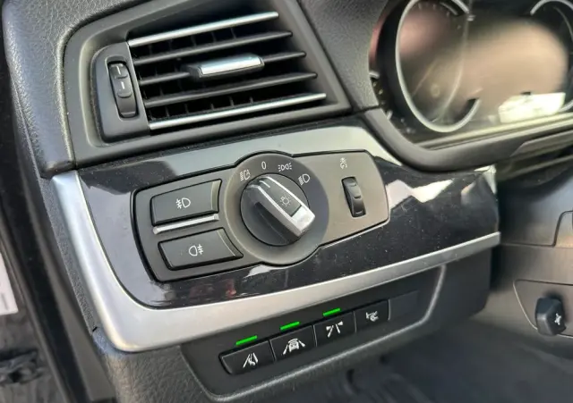 BMW Seria 5 530d xDrive Luxury Line